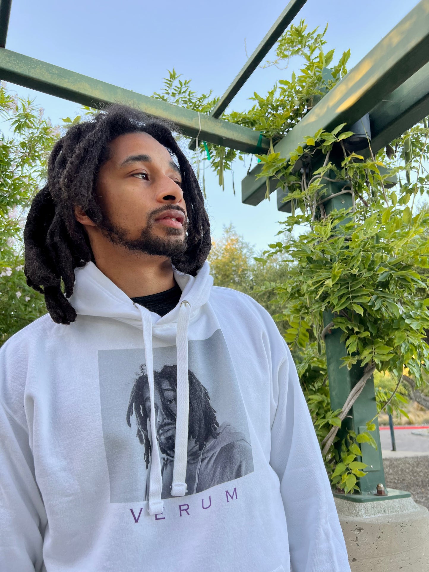 Verum Hoodie