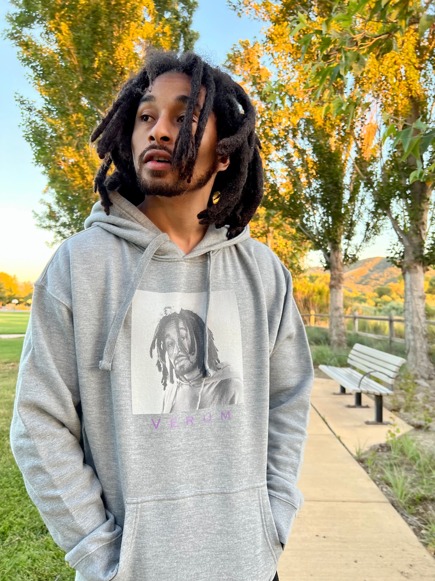 Verum Hoodie