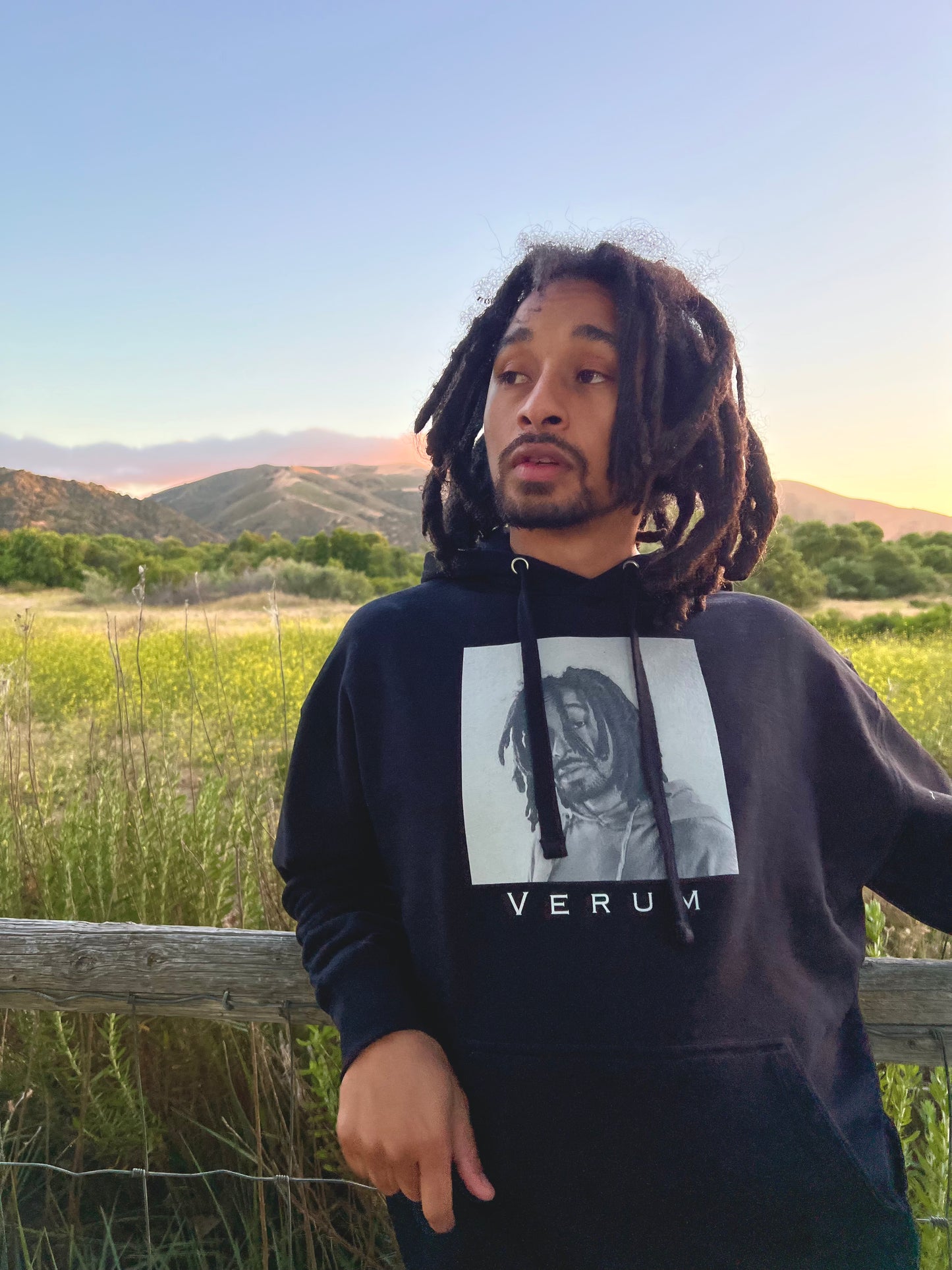 Verum Hoodie